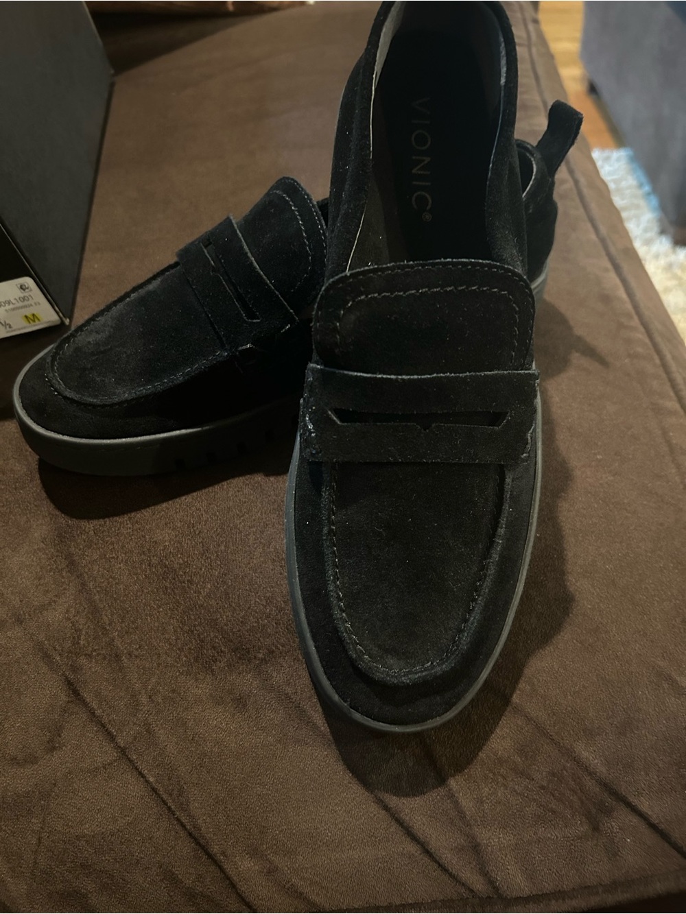 Vionic Uptown Black Suede Loafers
W 7.5 Good gently used condition